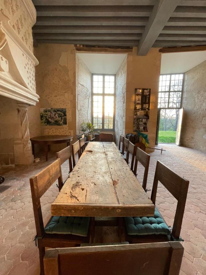 Un Chateau En Bourgogne Saincaize-Meauce Экстерьер фото